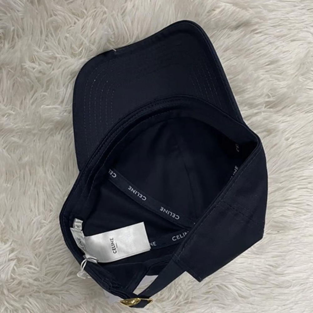 Celine hat - Picture 2 of 3